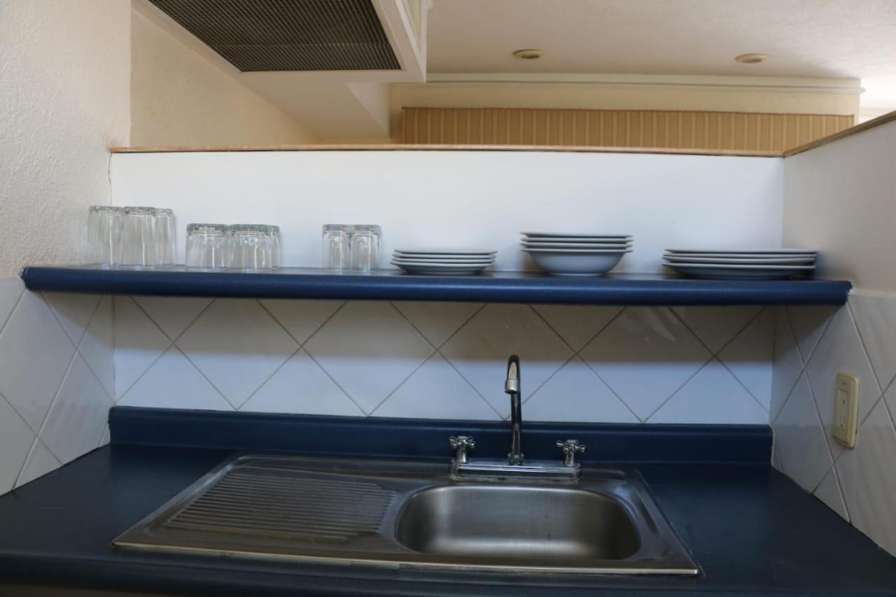 ספופן Cypres Hotel & Suites מראה חיצוני תמונה